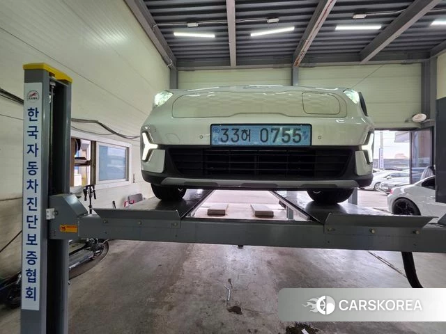 Kia Niro Plus 2022 Белый из Кореи