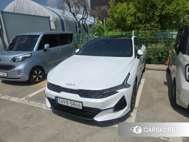 Kia K5 3rd generation 2022 Белый из Кореи