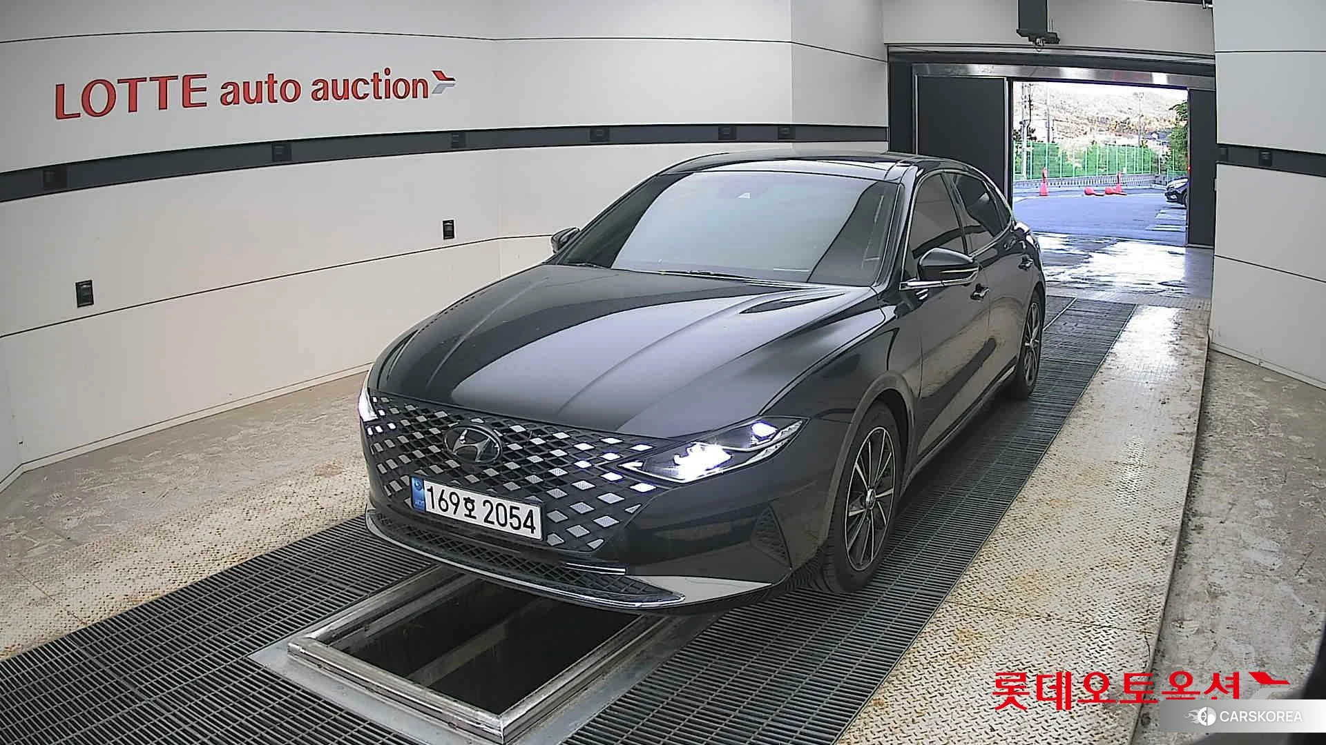 Hyundai Grandeur 2022 Midnight Black Pearl из Кореи
