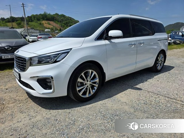 Kia The New Carnival 2018 Жемчужный цвет из Кореи