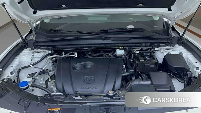 Mazda CX-50 line also 2024 Белый из Китая