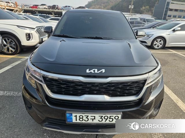 Kia Seltos 2022 Черный из Кореи