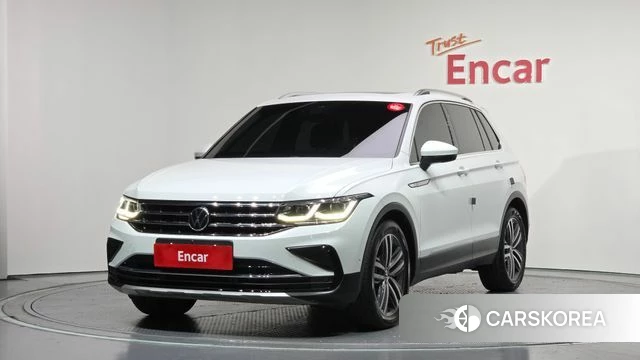 Volkswagen Tiguan second Generation 2021 Белый из Кореи