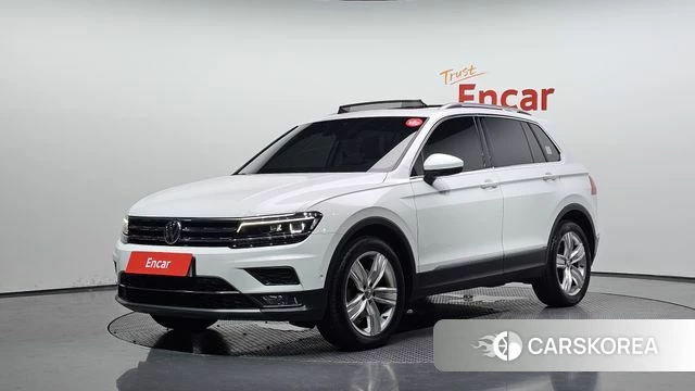Volkswagen Tiguan second Generation 2020 Белый из Кореи