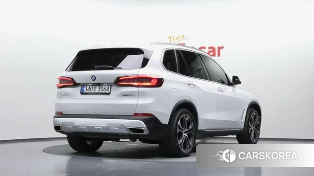 BMW X5 (G05) 2022 Белый из Кореи