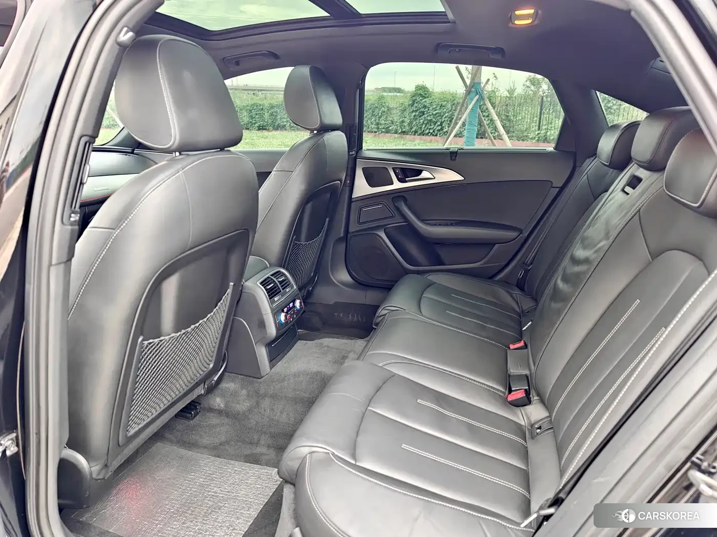 Audi A6L 2018 Черный из Китая