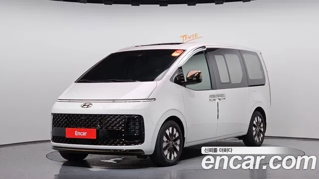 Hyundai Staria 2023 Белый из Кореи