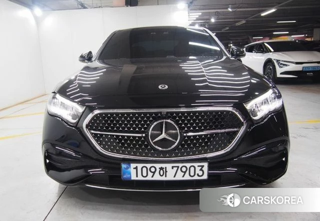 Mercedes-Benz E-Class W214 2025 Черный из Кореи