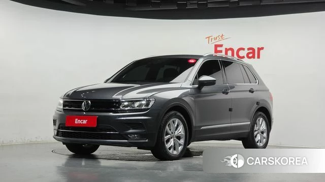 Volkswagen Tiguan second Generation 2020 Серый из Кореи