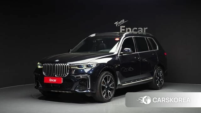 BMW X7 (G07) 2021 Черный из Кореи