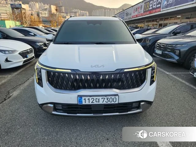 Kia The New Carnival 4th Generation 2023 Белый из Кореи