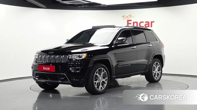 Jeep Grand Cherokee 2021 Черный из Кореи