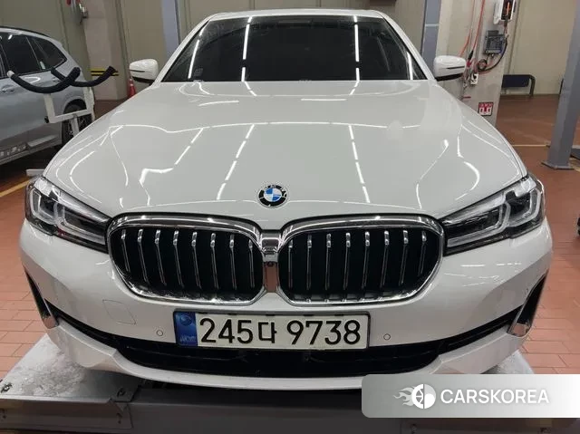 BMW 5 Series (G30) 2021 Белый из Кореи