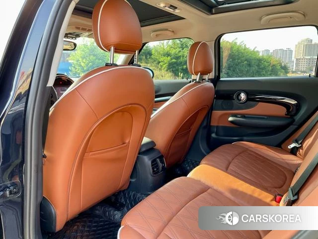 MINI CLUBMAN 2022 Черный из Китая