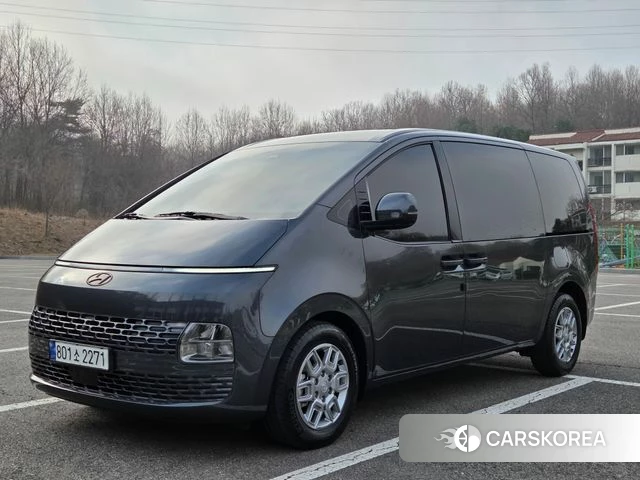 Hyundai Staria 2023 Серый из Кореи
