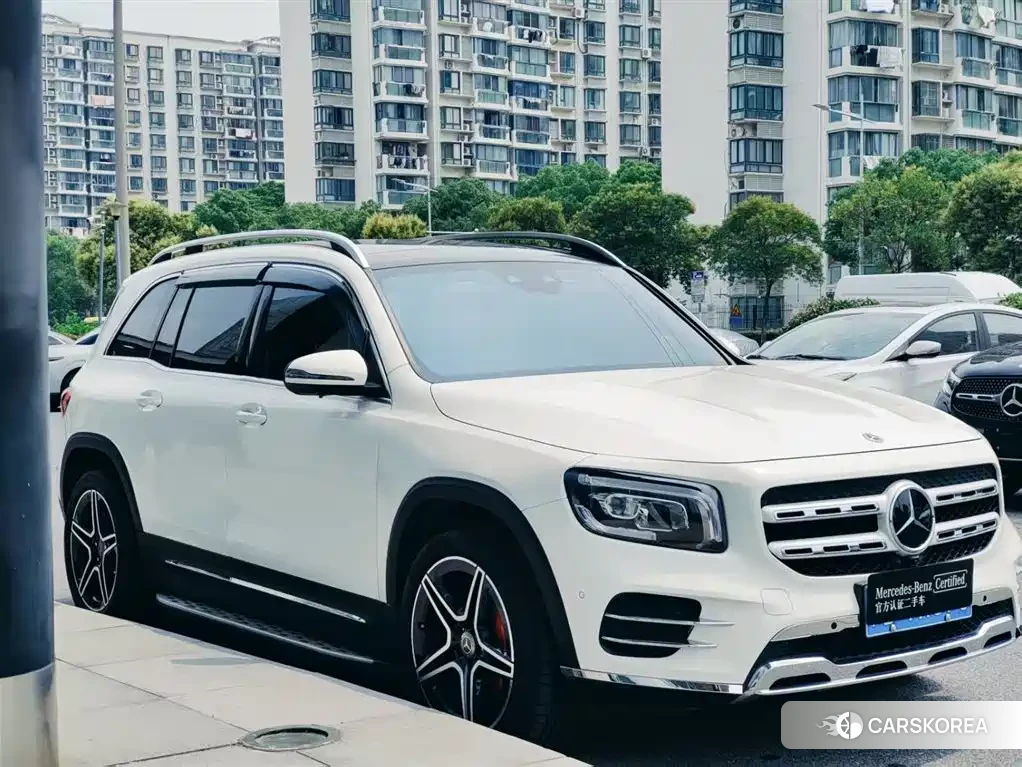 Mercedes-Benz GLB 2023 Белый из Китая