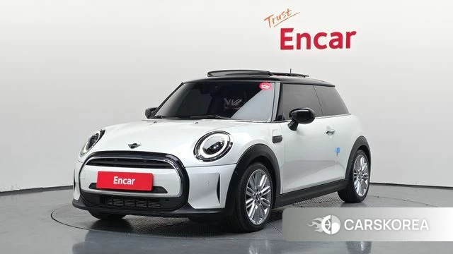 Mini Cooper 2023 Белый из Кореи