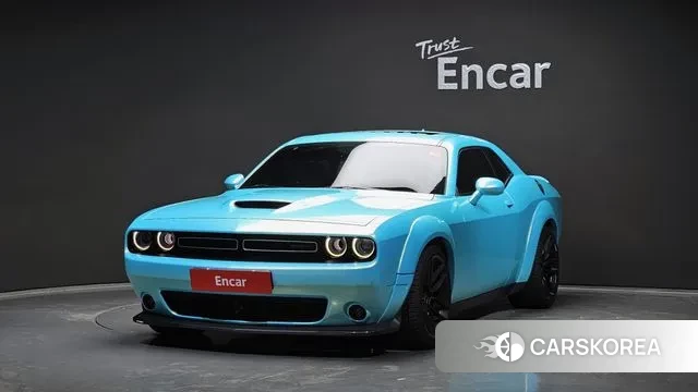 Dodge Challenger 2020 Небесно-голубой из Кореи