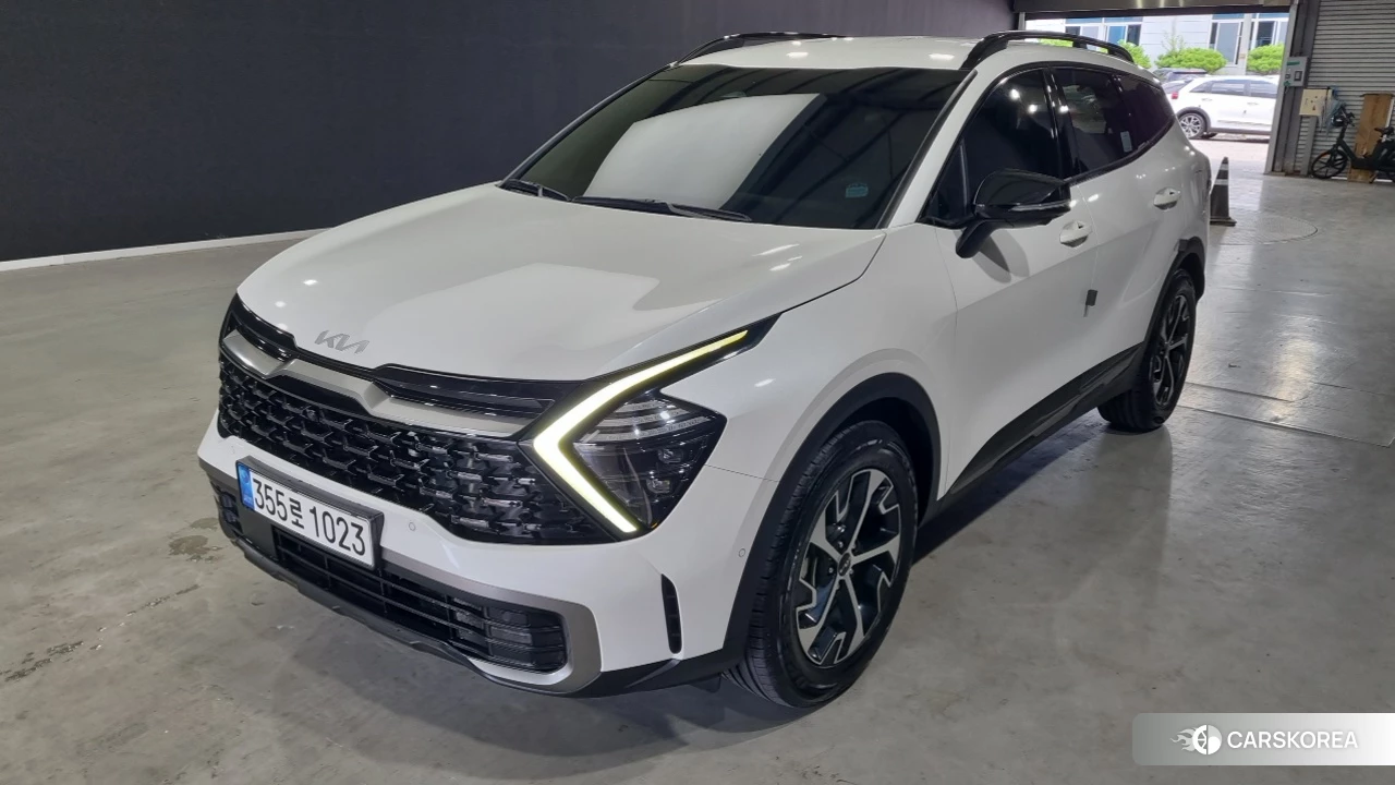Kia Sportage 5th Generation Hybrid 2022 Белый из Кореи