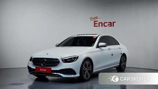 Mercedes-Benz E-Class W213 2021 Белый из Кореи