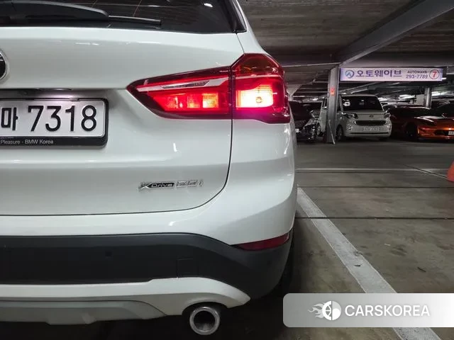 BMW X1 (F48) 2022 Белый из Кореи