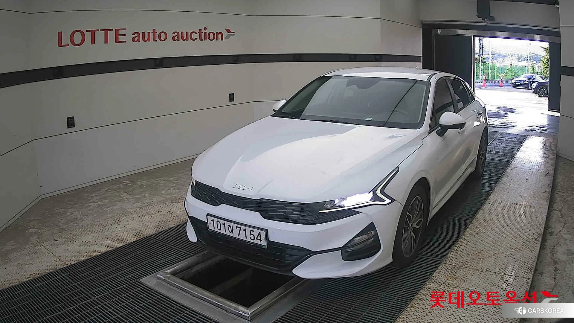 Kia K5 2022 Белый из Кореи