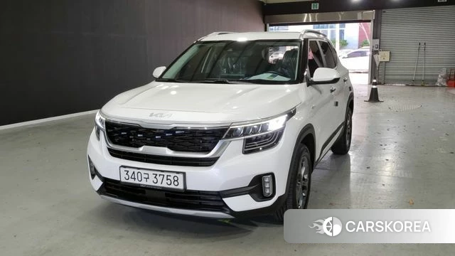 Kia Seltos 2022 Белый из Кореи