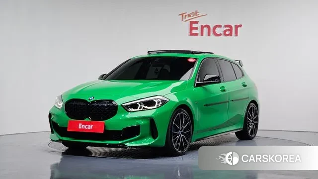 BMW 1 Series (F40) 2022 Зеленый из Кореи