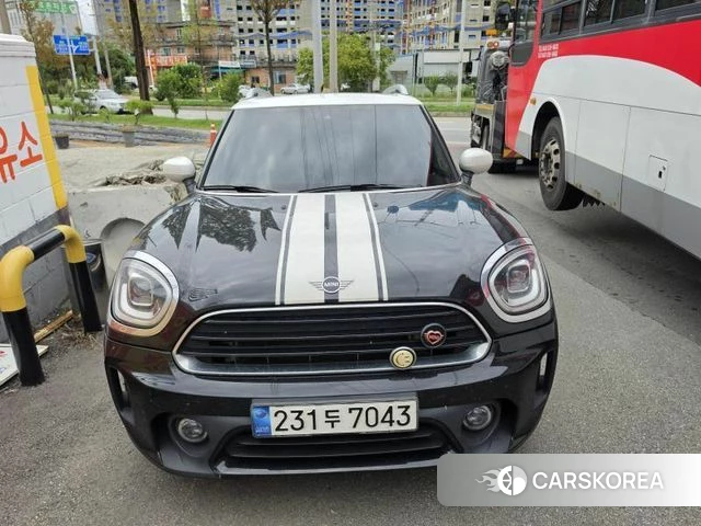 Mini Cooper Countryman 2021 Черный из Кореи