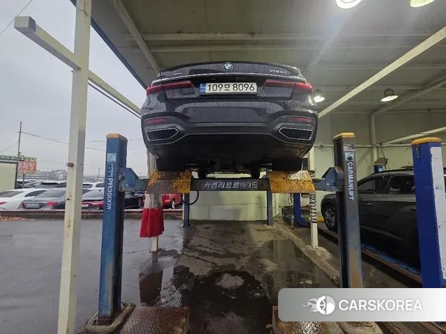 BMW 7 Series (G11) 2021 Черный из Кореи