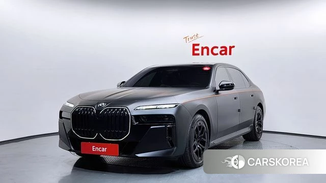 BMW 7 Series (G70) 2023 Черный из Кореи