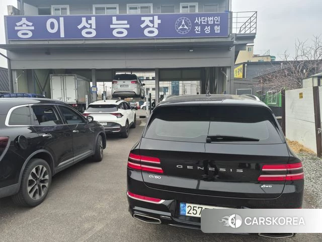 Genesis GV80 2022 Черный из Кореи