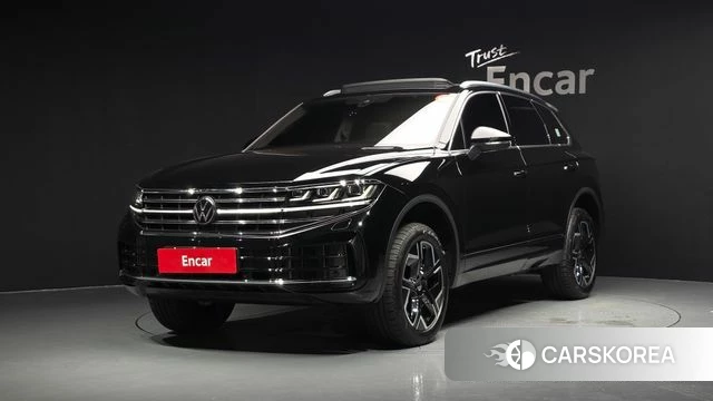 Volkswagen Touareg 3rd generation 2025 Черный из Кореи