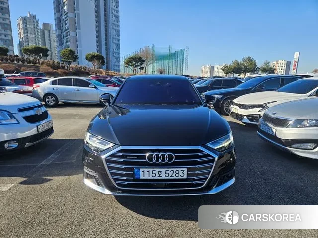 Audi A8 (D5) 2021 Черный из Кореи