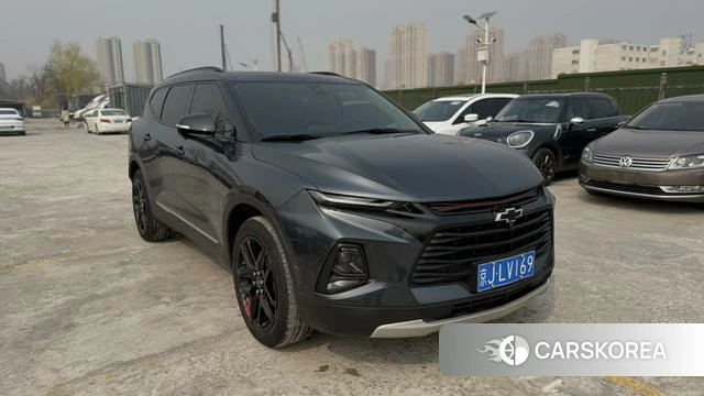Chevrolet Trailblazer 2021 Темно-серый из Китая