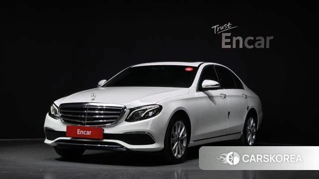 Mercedes-Benz E-Class W213 2020 Белый из Кореи