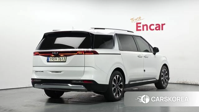 Kia Carnival 4th generation 2021 Белый из Кореи