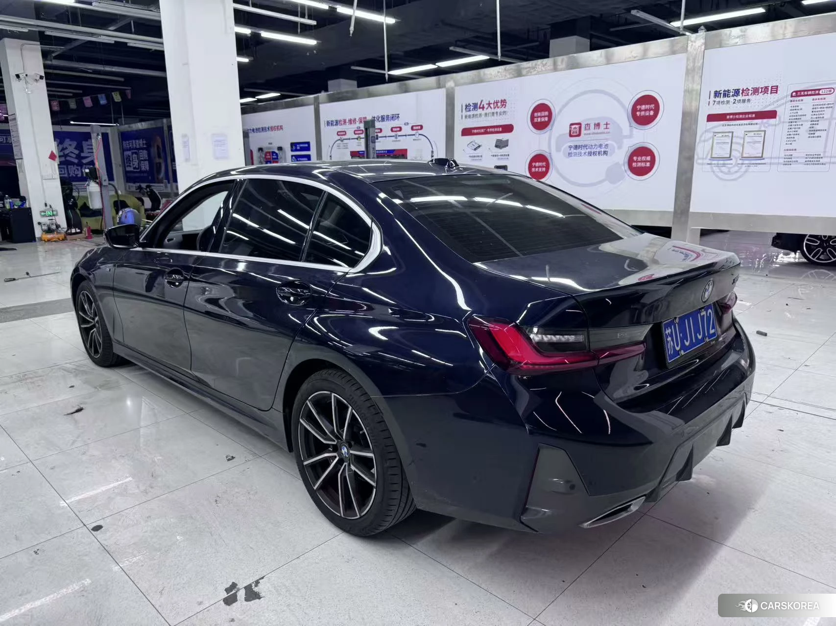 BMW 3 series 2022 Черный из Китая