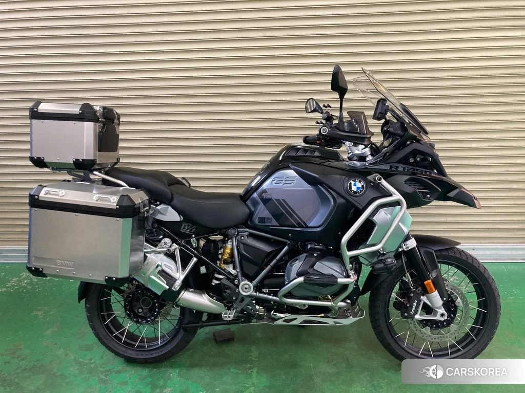 Проданный BMW R1250GS ADVENTURE 2022 из Японии