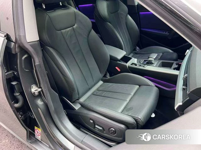 Audi A5 2021 Темно-серый из Китая