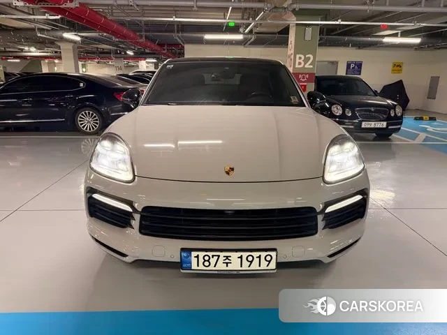 Porsche Cayenne (PO536) 2021 Белый из Кореи