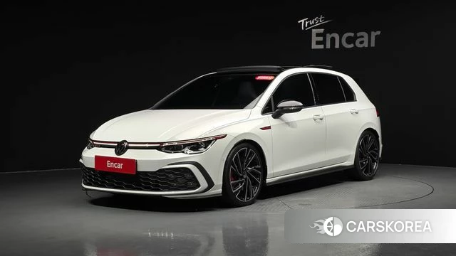 Volkswagen Golf 8th Generation 2024 Белый из Кореи