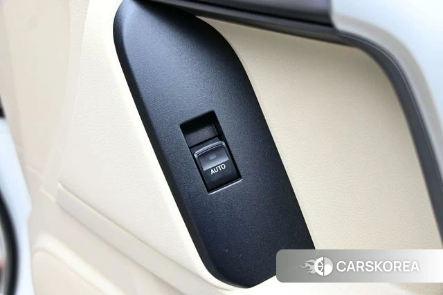 Toyota Prado (imported) 2024 Белый из Китая