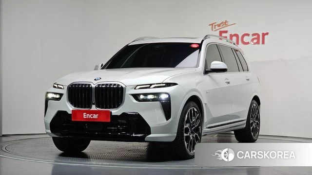 BMW X7 (G07) 2025 Белый из Кореи