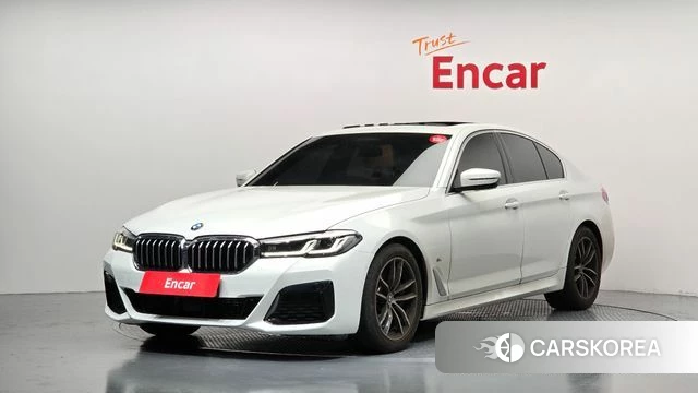 BMW 5 Series (G30) 2023 Белый из Кореи