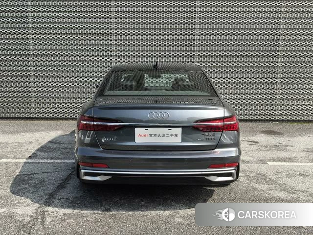 Audi A6L 2024 Темно-серый из Китая