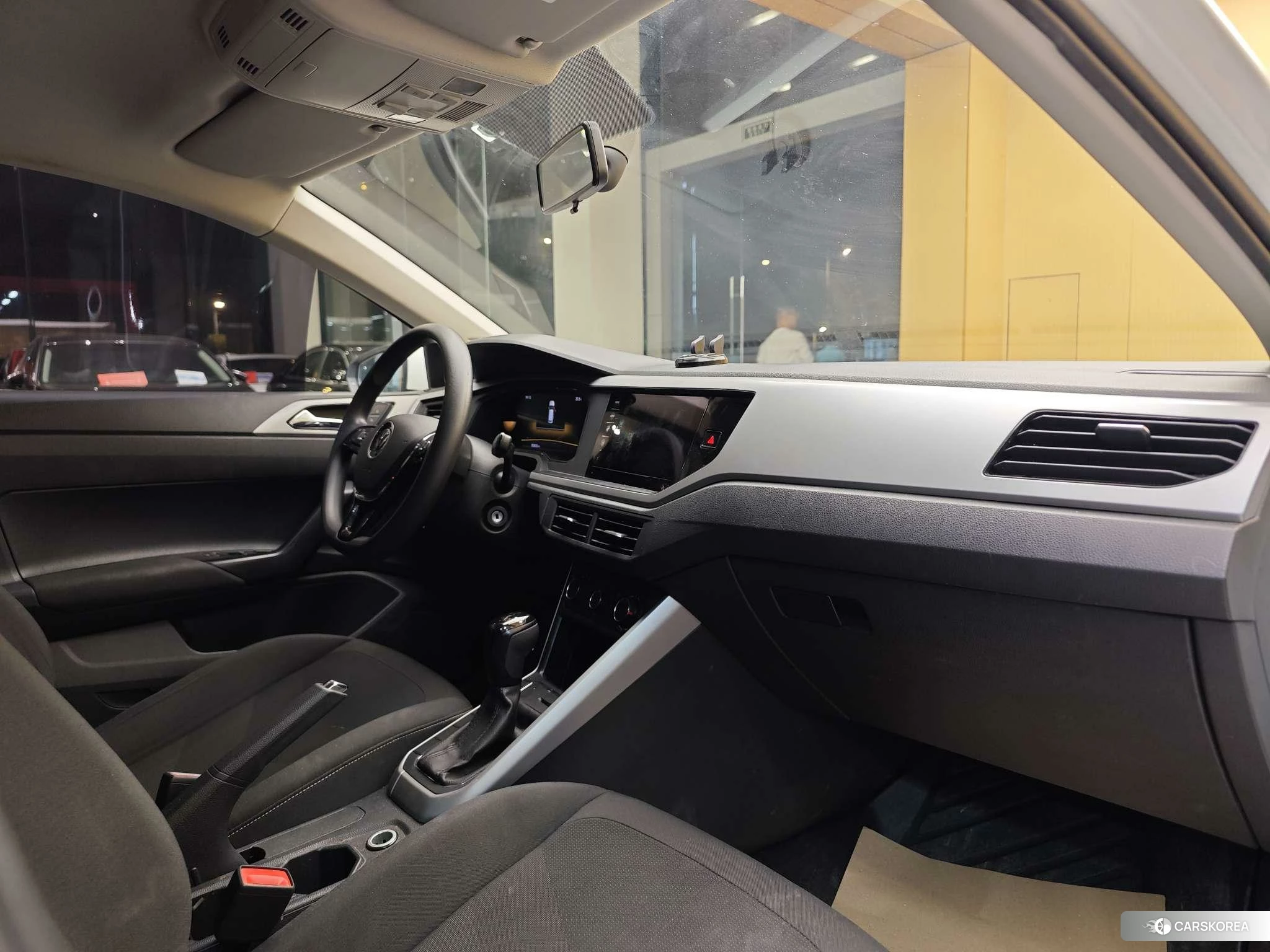 Volkswagen Polo 2023 Белый из Китая