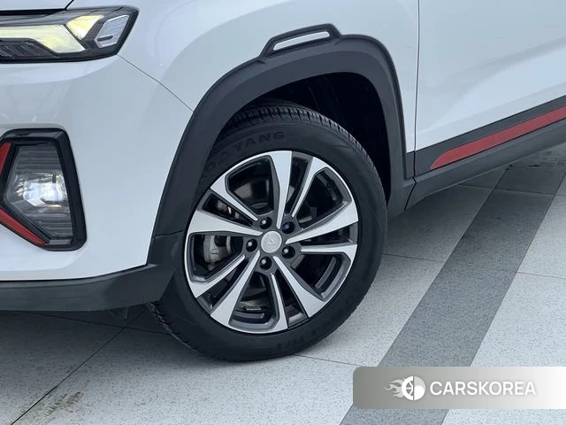 Chang'an CS35 PLUS 2022 Белый из Китая