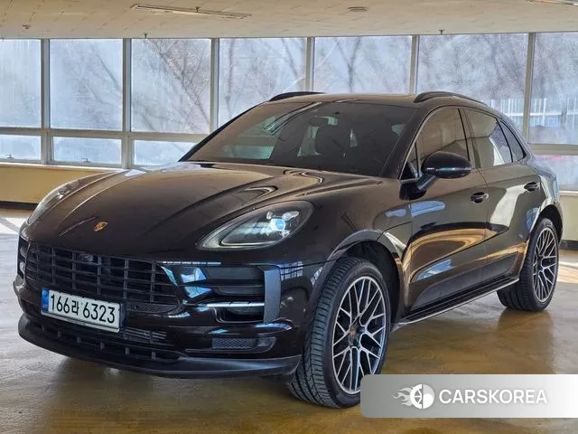 Porsche Macan 2021 Черный из Кореи