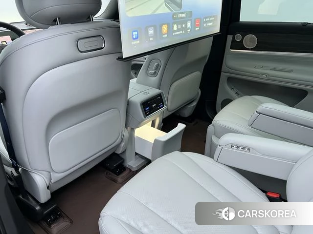 AITO Ask the world M9 2026 Синий из Китая